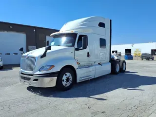 2020 NAVISTAR INTERNATIONAL LT625 SLPR CAB
