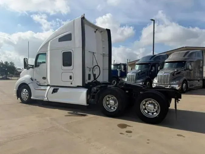 2020 Kenworth T680e8564af455c7c99859e89015bfab4e3d