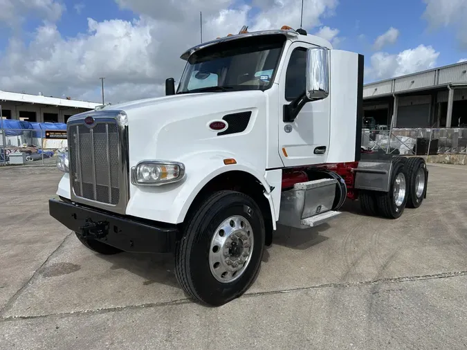 2022 Peterbilt 567