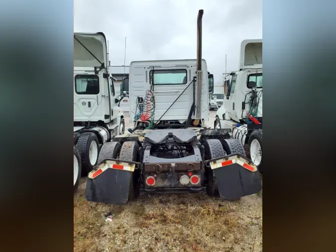 2016 VOLVO VNL42TRACTOR