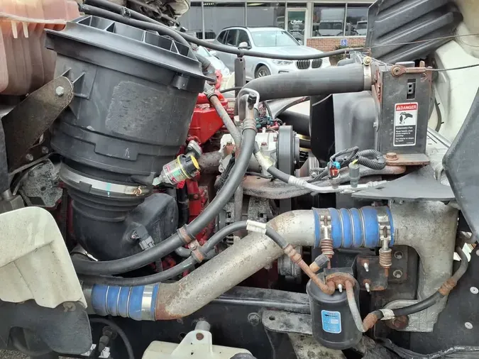 2019 FREIGHTLINER/MERCEDES M2 106