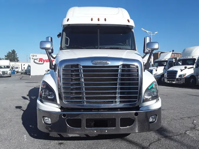 2018 FREIGHTLINER/MERCEDES CASCADIA 125