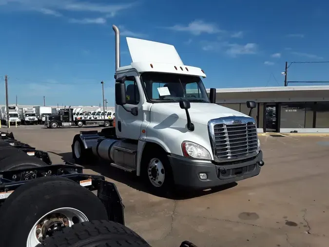 2020 FREIGHTLINER CASCADIA 125
