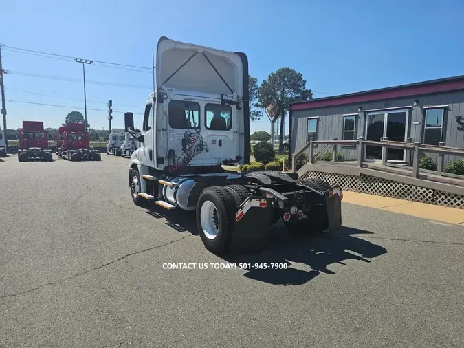 2018 FREIGHTLINER CASCADIA 113