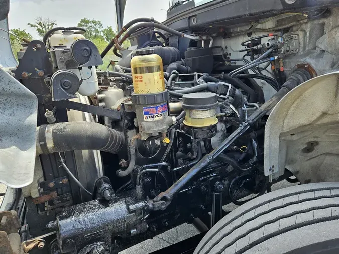 2016 HINO 338 Reefer