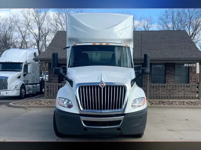 2021 INT LT625 6x4e869933fcc9777033e1155a71ed0272d