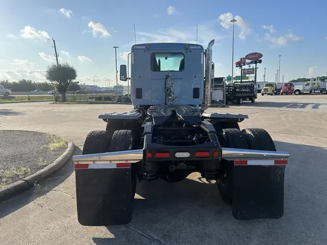 2022 Peterbilt 567
