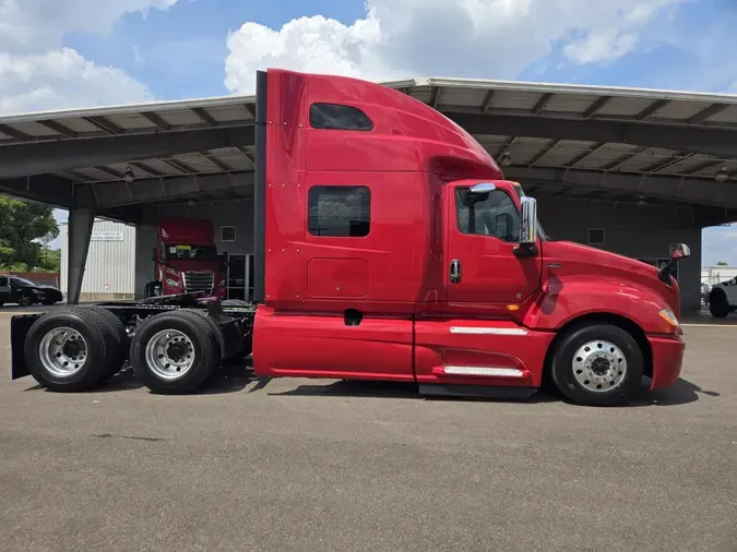 2019 International LT625