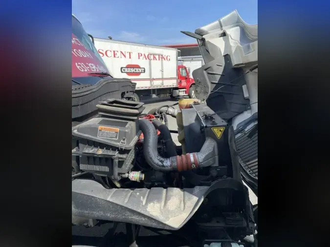 2019 NAVISTAR INTERNATIONAL 4300