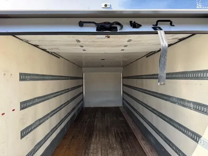 2020 Peterbilt 337e87025b488da184a3c69e40c8f8c8cc4