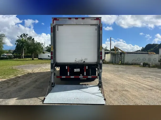 2018 FREIGHTLINER/MERCEDES M2 106