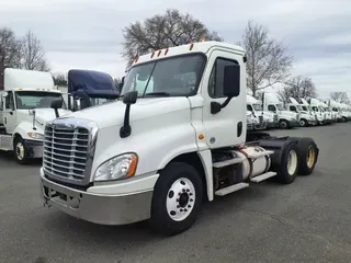 2018 FREIGHTLINER/MERCEDES CASCADIA 125