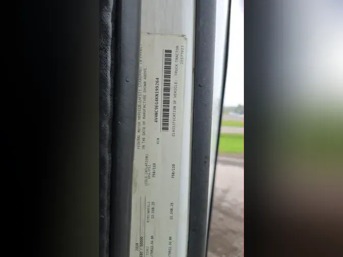 2019 Volvo VNL300e874b2ce7363f946311475cbe5a51e9c