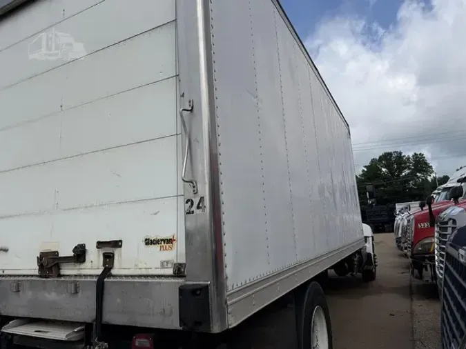 2016 HINO 268e8765c21f3ef9ee0ebd8a36dd81e91a4