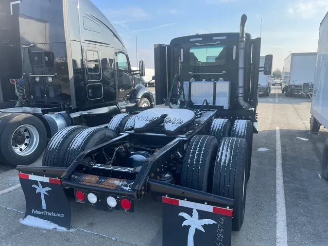 2019 Kenworth T880