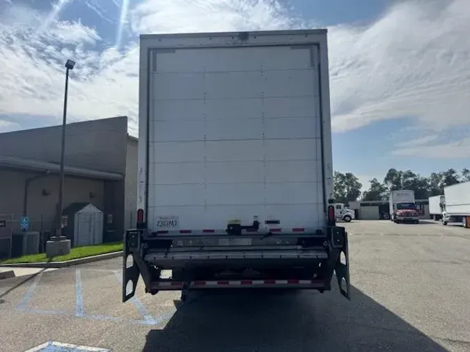 2021 Freightliner Business Class M2 106