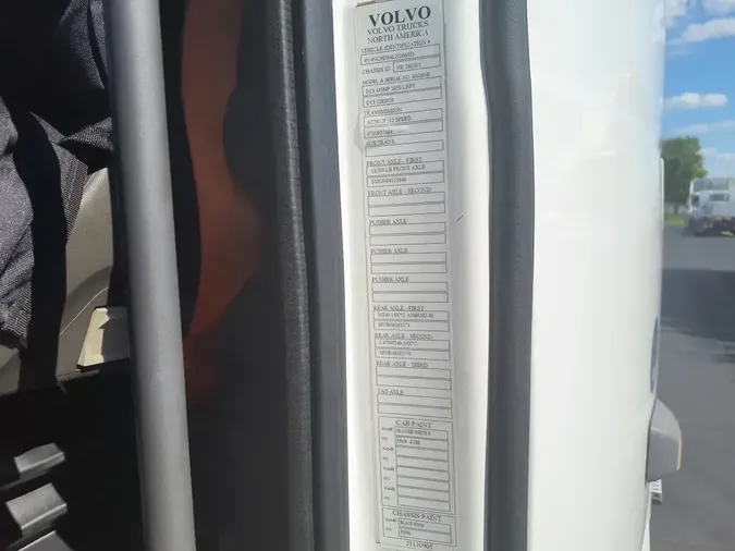 2020 VOLVO VNL64T-760