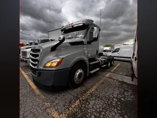 2018 FREIGHTLINER NEW CASCADIA PX12664