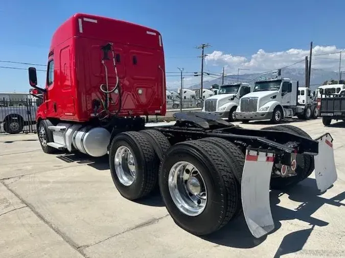 2020 Freightliner Cascadia