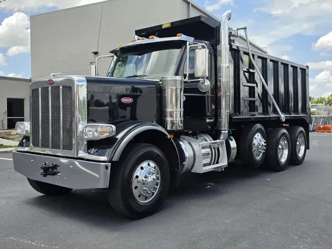 2025 Peterbilt 589e8830a97654cd91d9d3405fb73333ec1