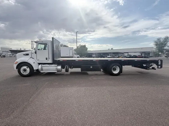 2020 Peterbilt 330