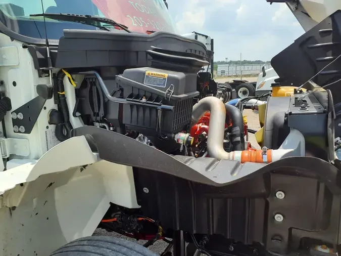 2018 NAVISTAR INTERNATIONAL 4300
