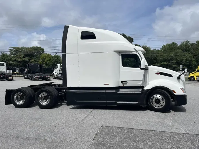 2022 Peterbilt 579e88a2903909ee90721214b5e97aa53c1