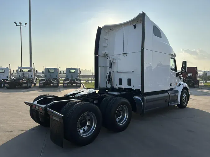 2021 Peterbilt 579