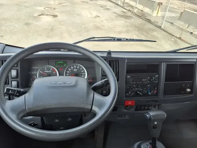 2019 ISUZU NPR HD