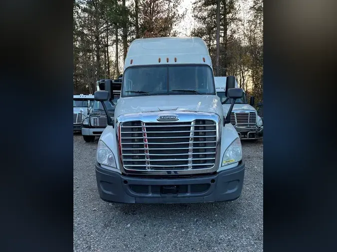 2018 FREIGHTLINER/MERCEDES CASCADIA 125