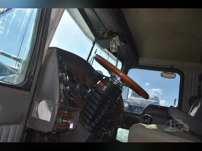 2004 KENWORTH T800