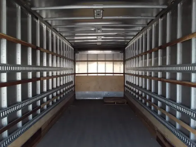 2020 FREIGHTLINER M2 106