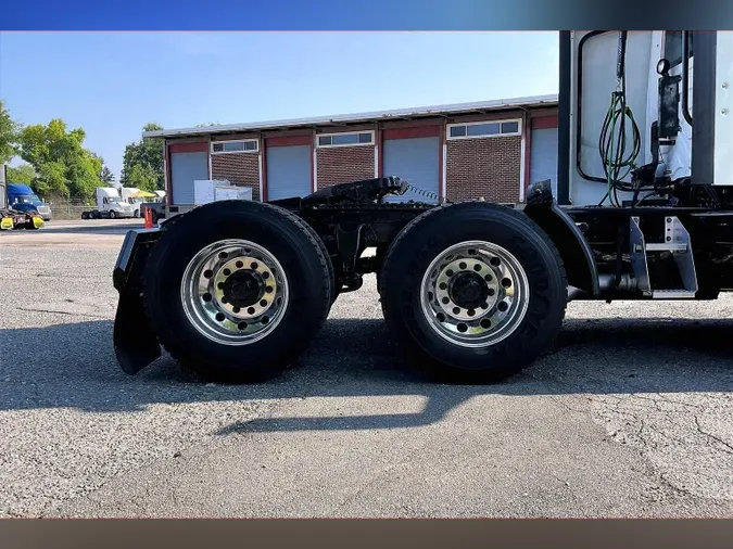 2021 INT LT625 6x4e8978d92d4e37cf2768c8f2ad9f832d6