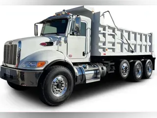 2020 Peterbilt 348