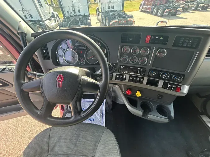 2022 Kenworth T680