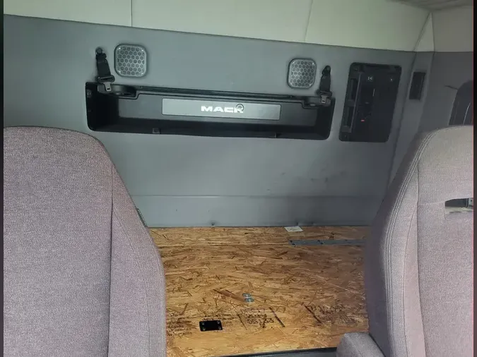 2020 MACK TRUCKS, INC. ANTHEM 64T