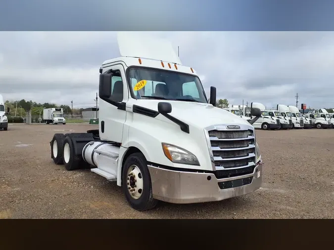 2019 FREIGHTLINER/MERCEDES NEW CASCADIA PX12664