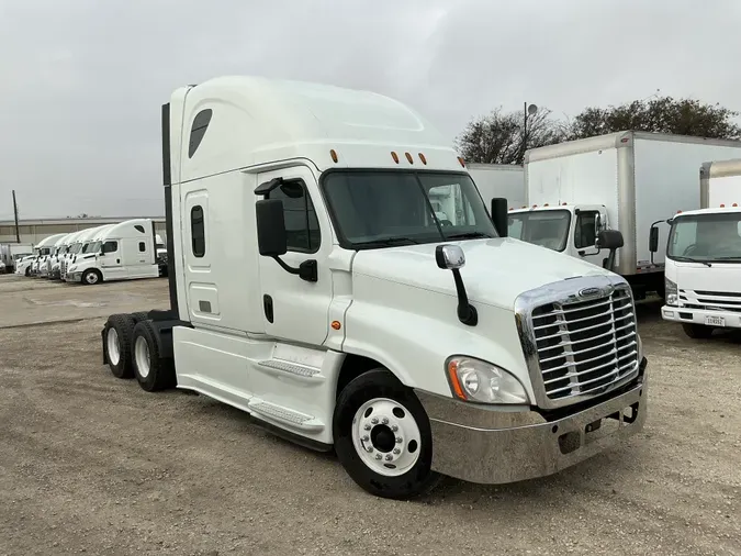 2019 FREIGHTLINER/MERCEDES CASCADIA 125