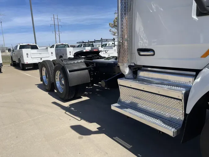 2020 Peterbilt 567