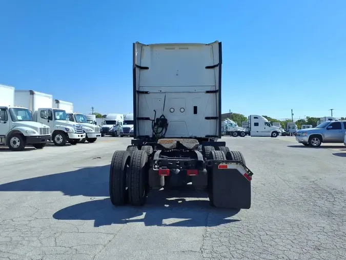 2020 NAVISTAR INTERNATIONAL LT625 SLPR CAB