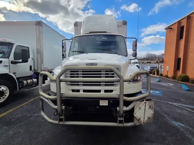 2021 FREIGHTLINER/MERCEDES M2 106