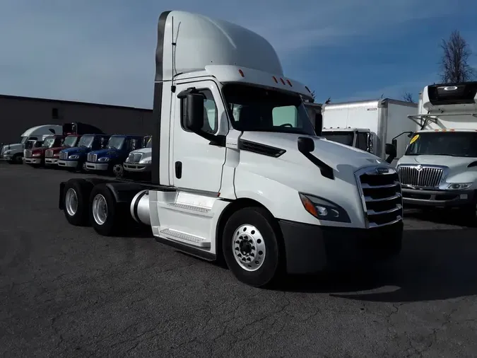 2020 FREIGHTLINER/MERCEDES NEW CASCADIA PX12664