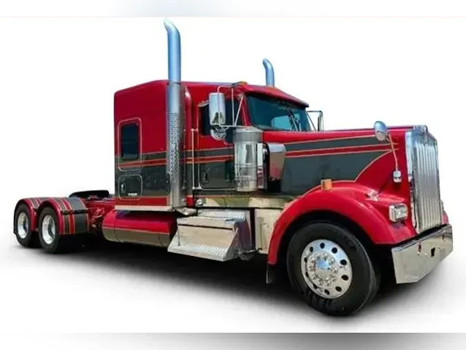 2021 Kenworth W900Le8a29f02db32266301df564f696af48a