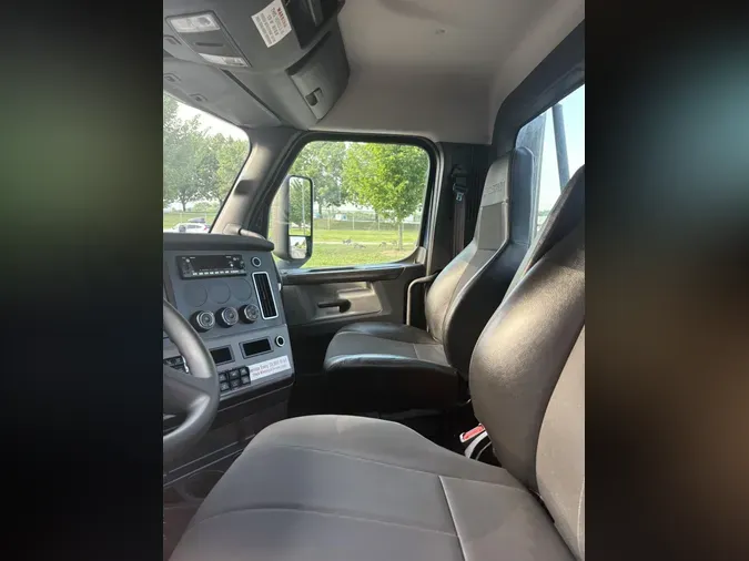 2022 Freightliner Cascadiae8a2c0397d4c55aa5316568186e9b8b0