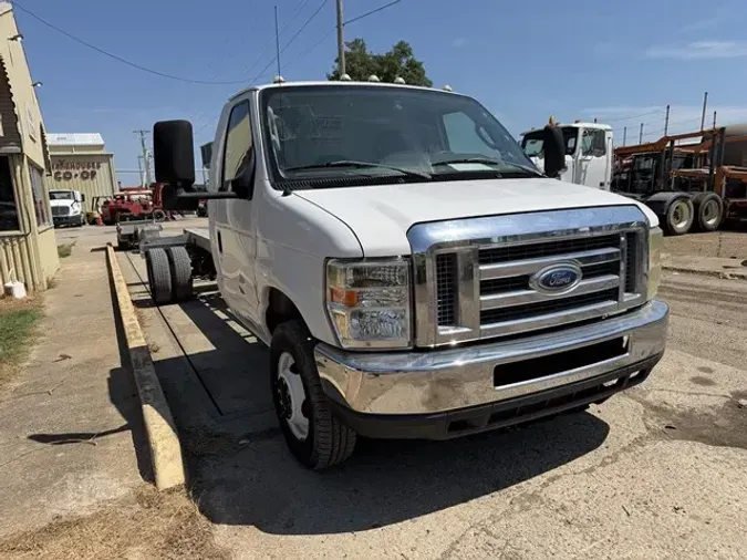 2011 FORD E450e8a3d383ebf2f20314c63a42cf90450b