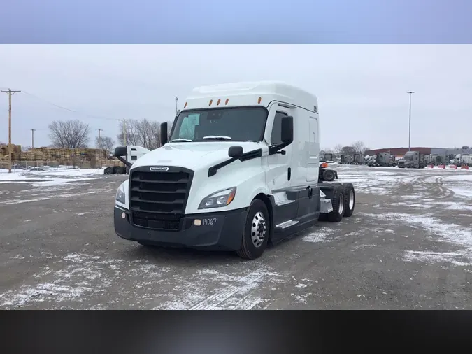 2022 Freightliner Cascadia 126