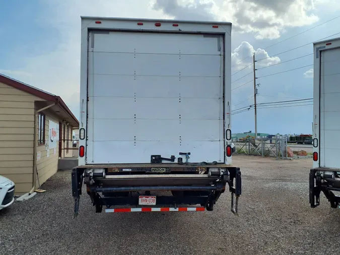 2016 FREIGHTLINER/MERCEDES M2 106