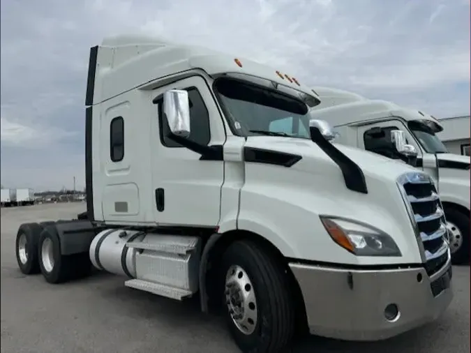 2020 FREIGHTLINER/MERCEDES NEW CASCADIA 116