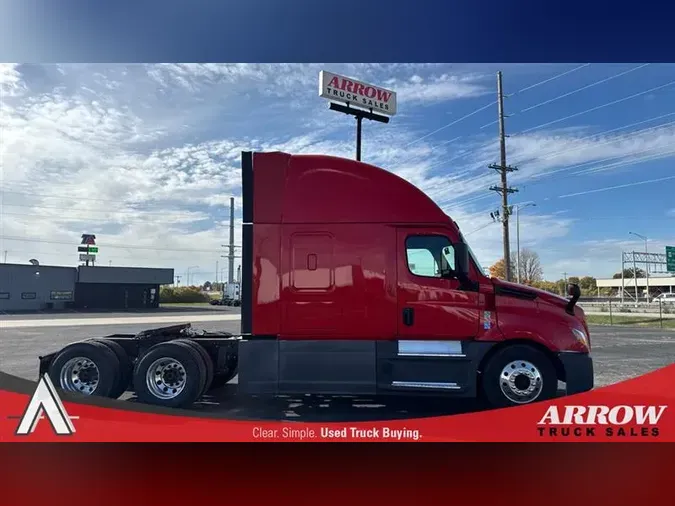 2019 FREIGHTLINER CASCADEVO1