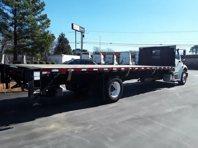 2016 FREIGHTLINER/MERCEDES M2 106